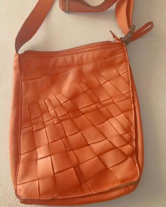 borsa Sisley