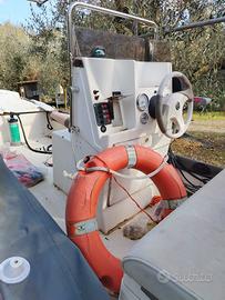 Motore e tutti accessori per gommone