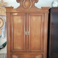 Armadio ad ante del 1930