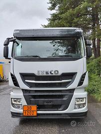 Trattore Stralis 480