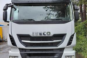 Trattore Stralis 480