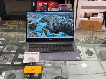 HUAWEI MATEBOOK - i5 - 8/ 500GB - PROMO