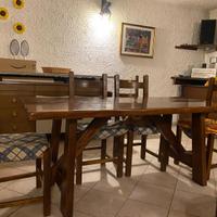 Tavolo legno rustico