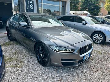 Jaguar XE Berlina XE 2.0d Portfolio 180cv auto