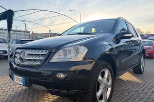 MERCEDES-BENZ ML 320 Classe M - W164 cdi Sport a