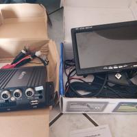 Registratore DVR auto 4 canali + monitor + 2 cctv