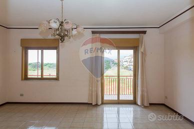 Appartamento - Giardini-Naxos