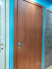 Porta in laminato ciliegio 80 x 210 spingere sx