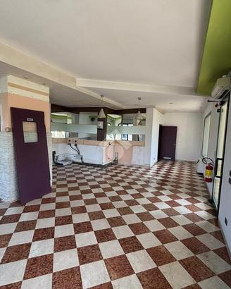 NEGOZIO A PONZANO VENETO