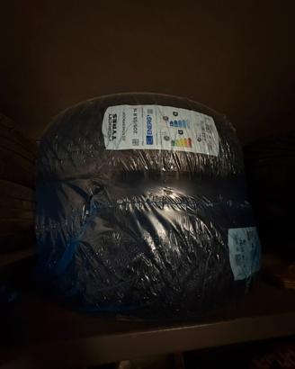 Coppia gomme nuove Weatherproof  205/55  R16