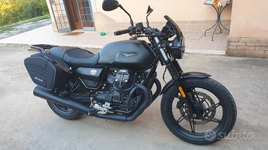 Moto Guzzi V7 Stone 850