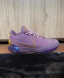 Scarpe sportive Lebron XXII purple rain