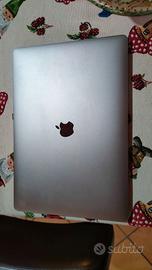 Apple MacBook