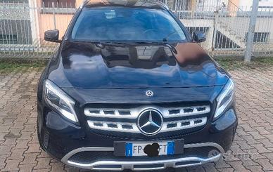 Mercedes GLA automatica