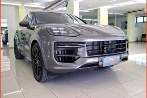 PORSCHE Cayenne Coupe 3.0 V6 E-Hybrid UFFICIALE