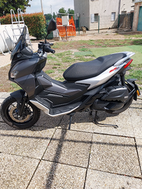 Scooter sr gt 125