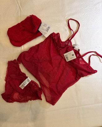 Canotta, slip e calzini