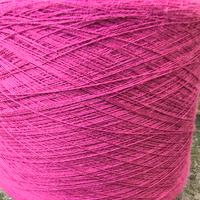 Rocche di lane e cotone varie grandezze e colori.