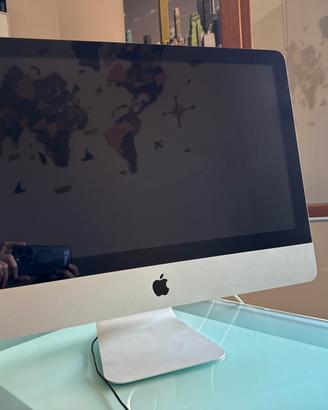 Apple iMac 21.5” (2010) - i3, 4Gb, 500Gb HDD