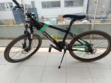 bicicletta btwin rockrider 700