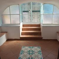 Immobile semi arredato in contesto signorile