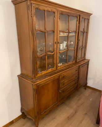 Credenza verrina in stile eclettico italiano