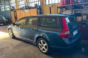 Volvo V70 2.4 D5 Summum
