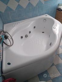 Vasca idromassaggio