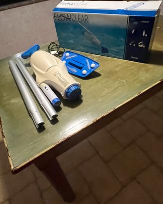 Aspirapolvere ricaricabile per piscina