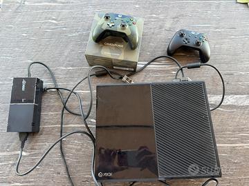 Xbox one 500gb 2 controller wireless