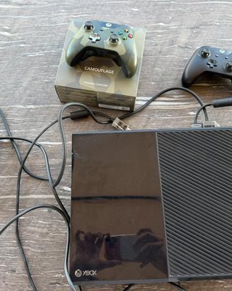 Xbox one 500gb 2 controller wireless