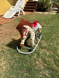cavallo a rotelle per bambini