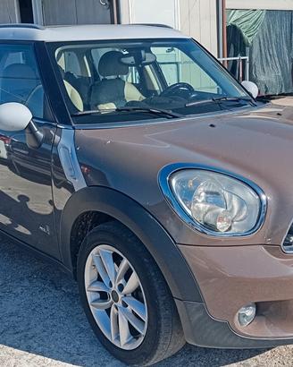 Mini Cooper Countryman 2.0 D ALL4 Automatica