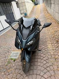 Yamaha T-MAX 560 tech-max 4900km!!