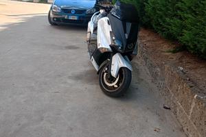 Tmax 530 Modello ABS 