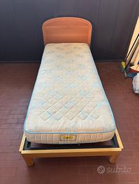 letto singolo con materasso