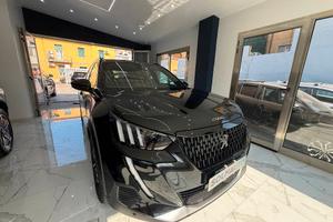 Peugeot 2008 PEUGEOUT 2008 1.2 puretech GT Pack s&