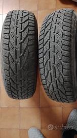 4 gomme per auto