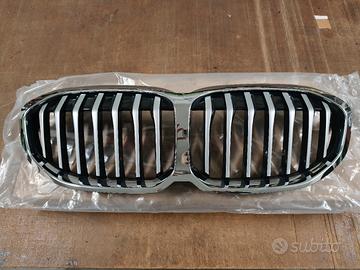 Griglia anteriore BMW original serie 1 F40 7450957