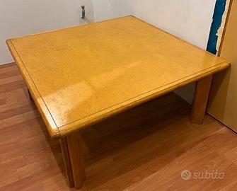 Tavolo in legno massiccio vintage robusto
