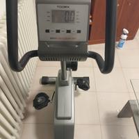 cyclette per anziani, con sensore battito cardiaco