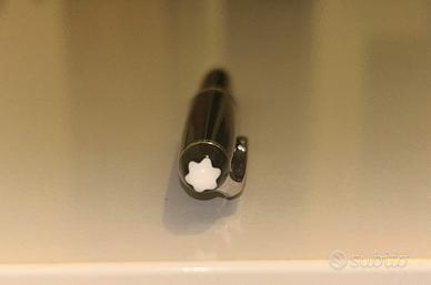 Montblanc Meisterstück placcata in platino