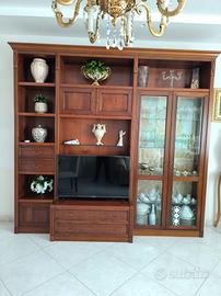 Parete attrezzata in legno massello 