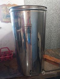 Serbatoio acciaio