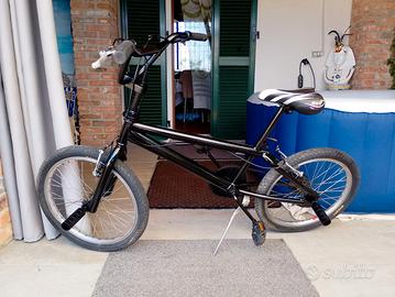 Bicicletta BMX 20"