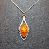 Splendida collana ciondolo argento ambra