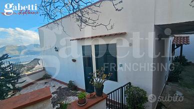 Monreale quadrivani indipendente con terrazzo