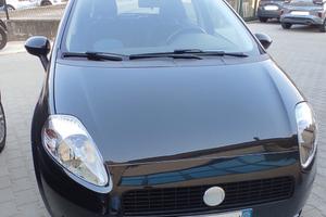 FIAT Grande Punto 1.2 benzina - NEOPATENTATI