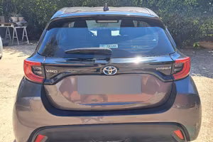 Toyota Yaris Hybrid ( 2021 ) - Unico propvrietario