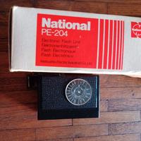 Flash analogico PE204 National rarissimo 